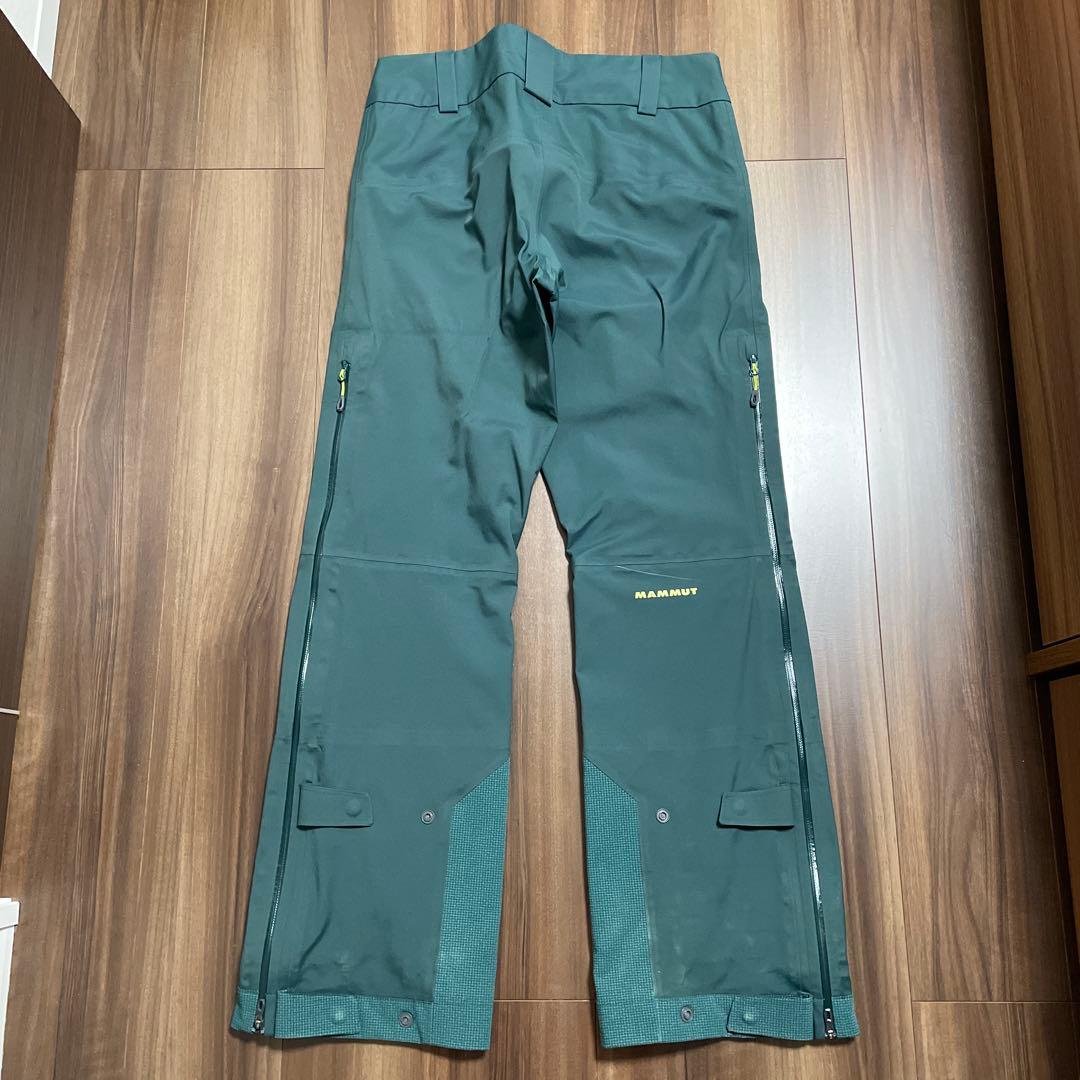 MAMMUT　スキー.スノボウェアー　上下セットアップ
