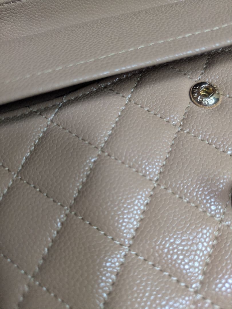 hiromin様♡ CHANEL シャネルノベルティ　キャビアスキンベージュ新品