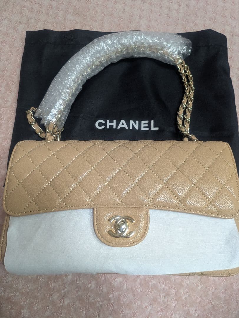 hiromin様♡ CHANEL シャネルノベルティ　キャビアスキンベージュ新品