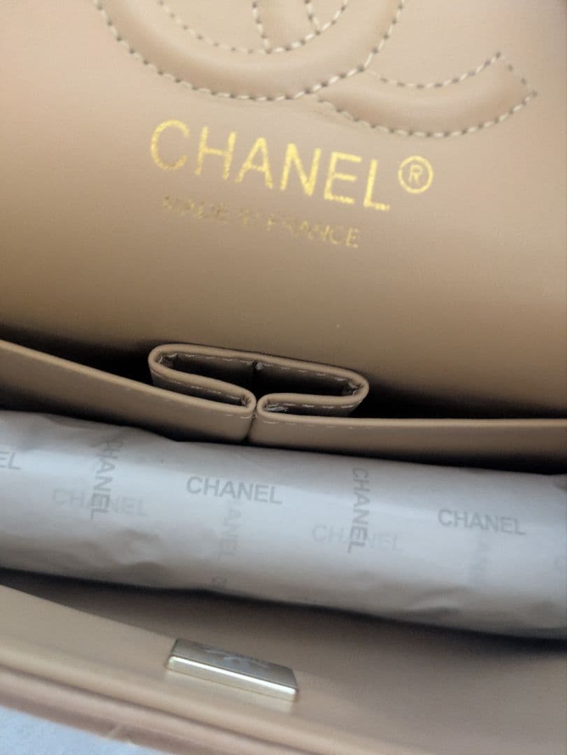 hiromin様♡ CHANEL シャネルノベルティ　キャビアスキンベージュ新品