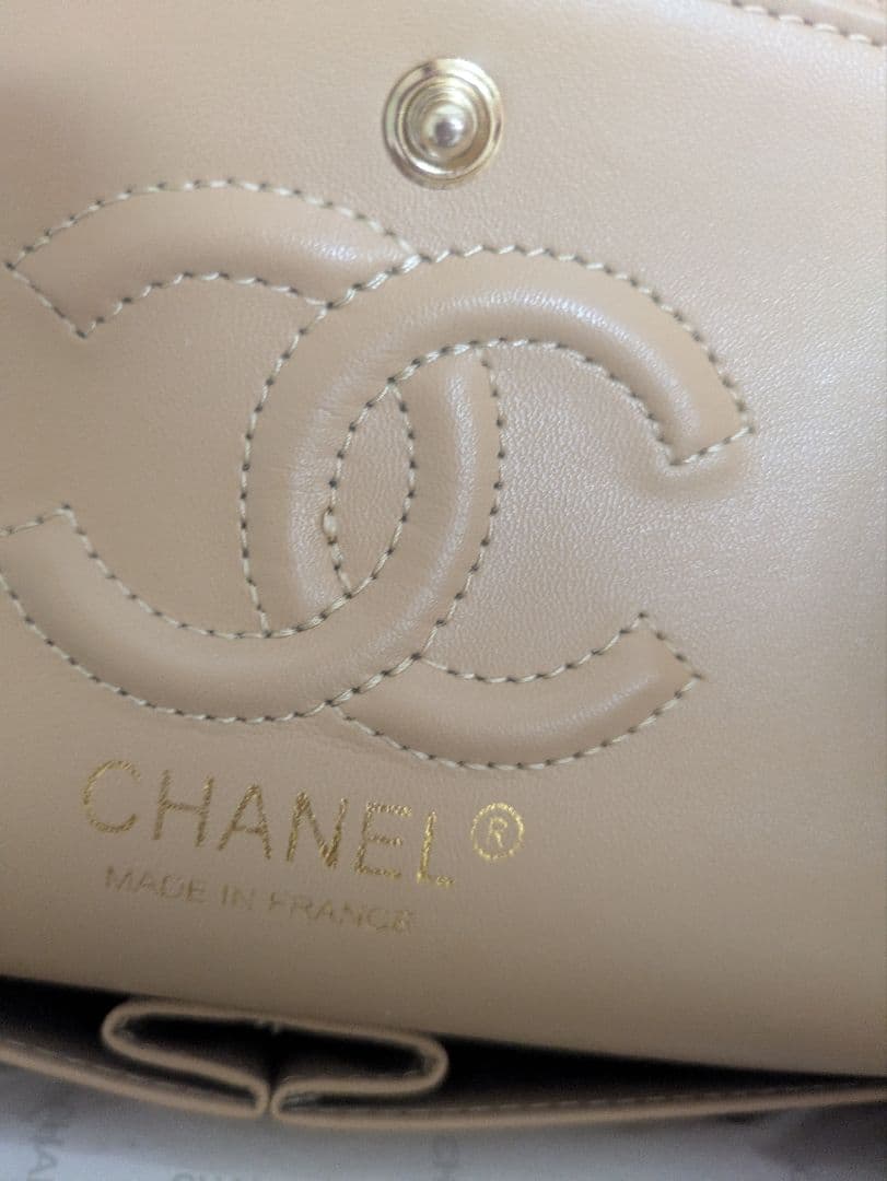 hiromin様♡ CHANEL シャネルノベルティ　キャビアスキンベージュ新品