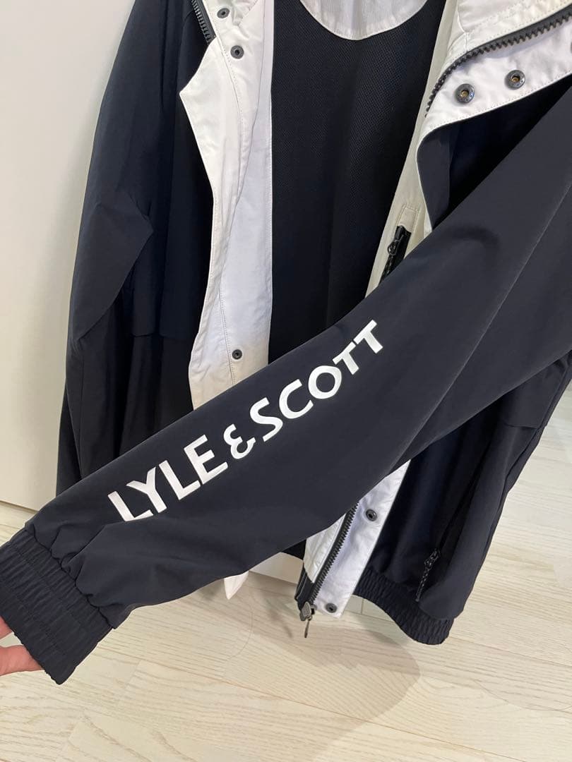 土日限定！Lyle & Scott x Golfickers ウィンドブレーカー