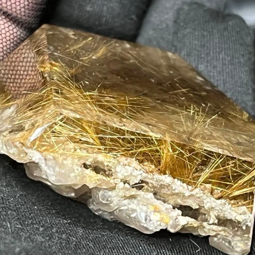 ルチルクォーツ　タイチンルチルクォーツ　フリーフォーム　原石　最高品質