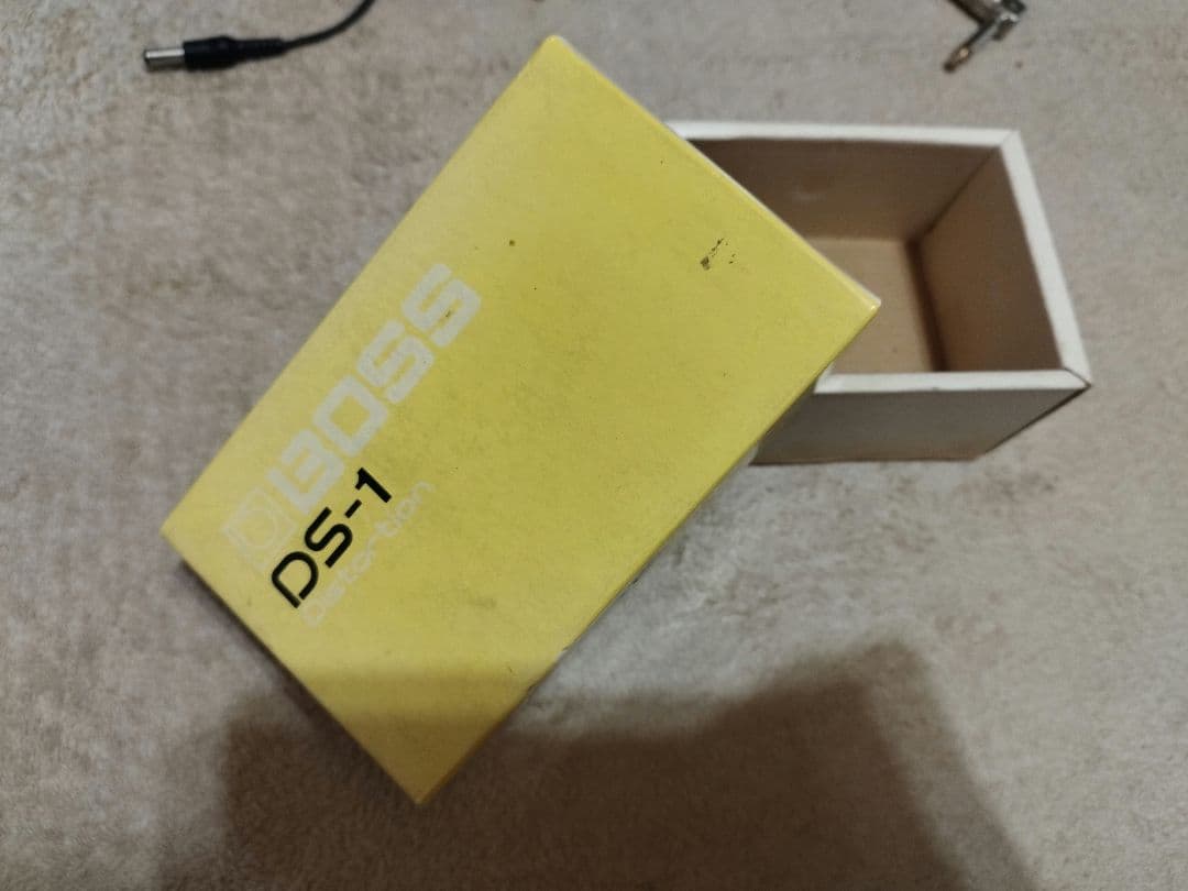 ギター BOSS DS-1