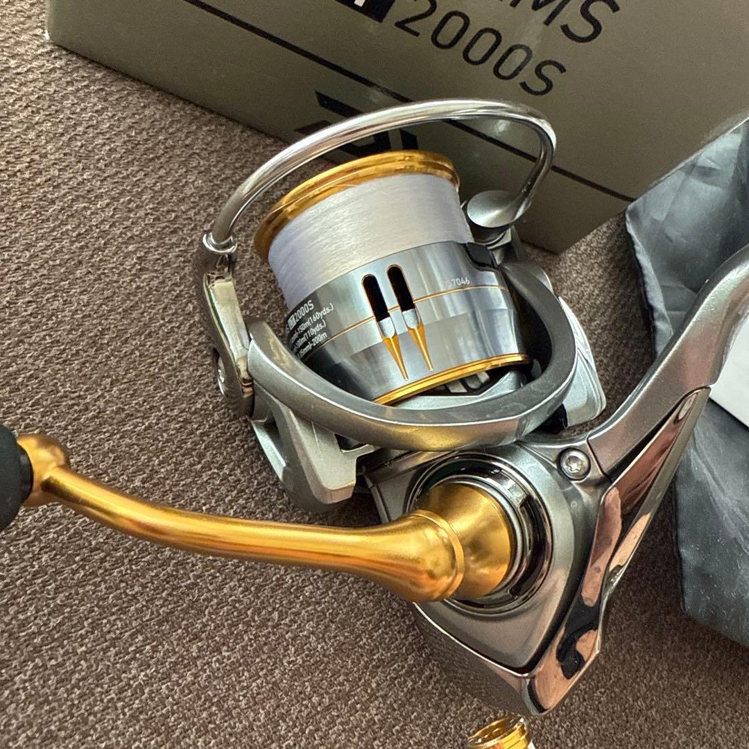 ダイワ 18フリームス DAIWA FREAMS LT2000S リール