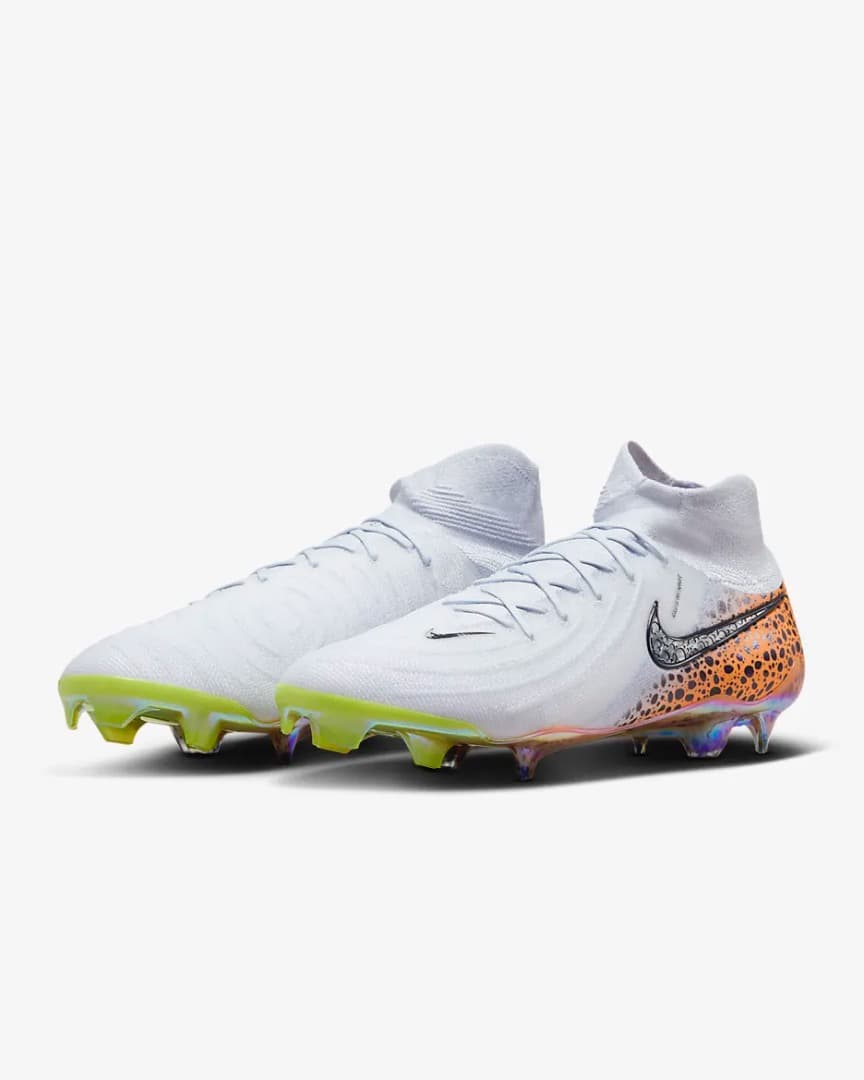 【新品】NIKE ファントム LUNA 2 エリート FG 29cm