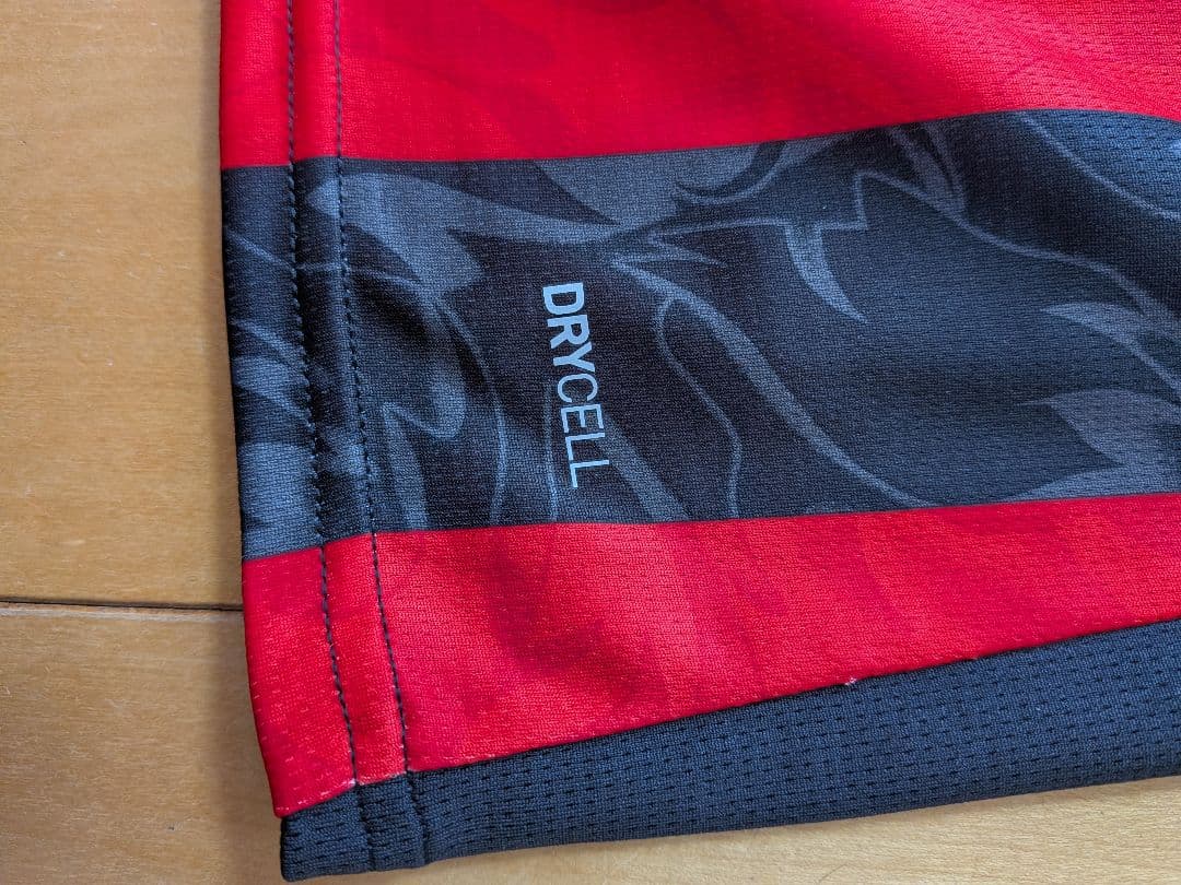 PUMA25/26ACミラン長袖ユニフォームNo．14モドリッチ新品タグ付き