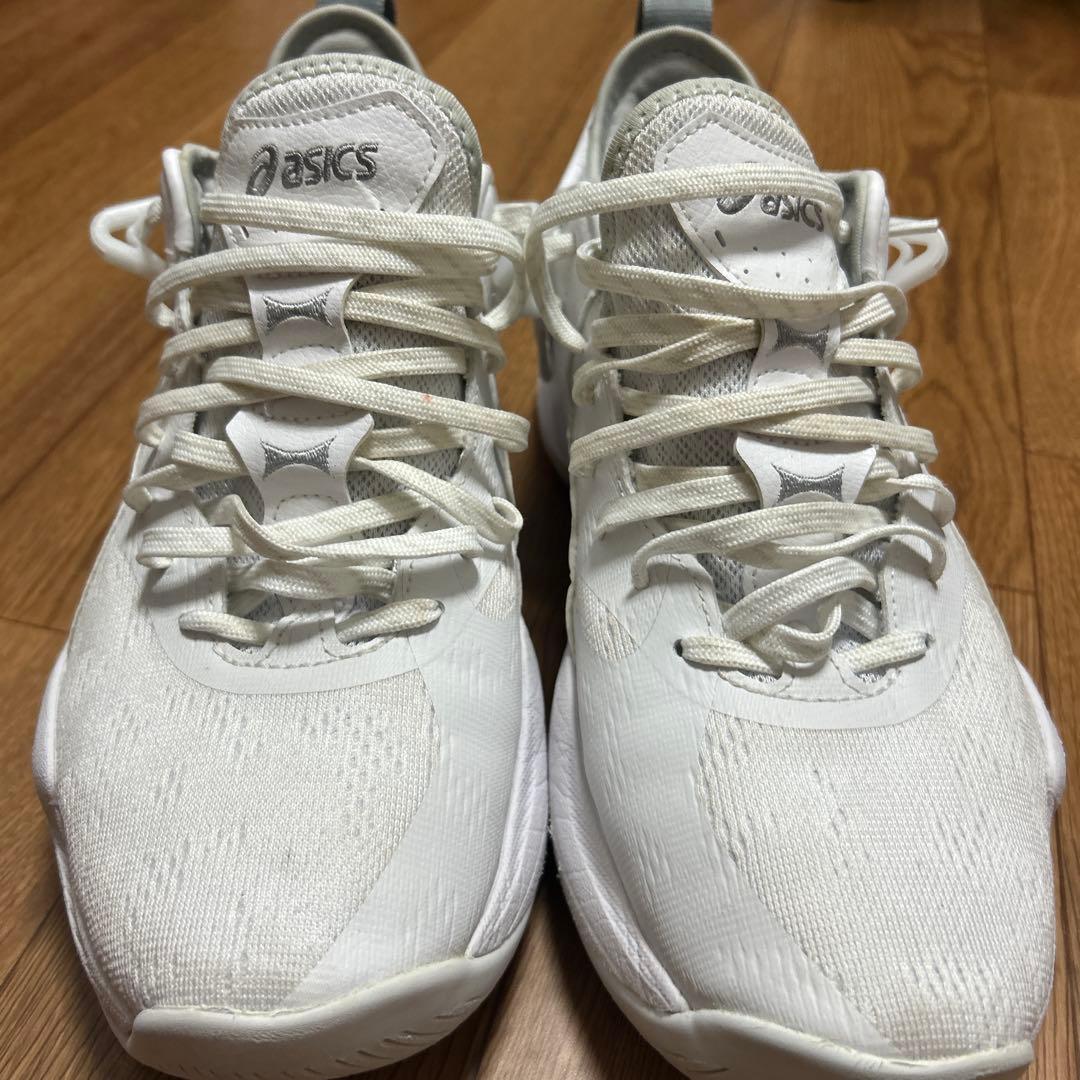 ASICS バスケットボールシューズ ノバサージロー2
