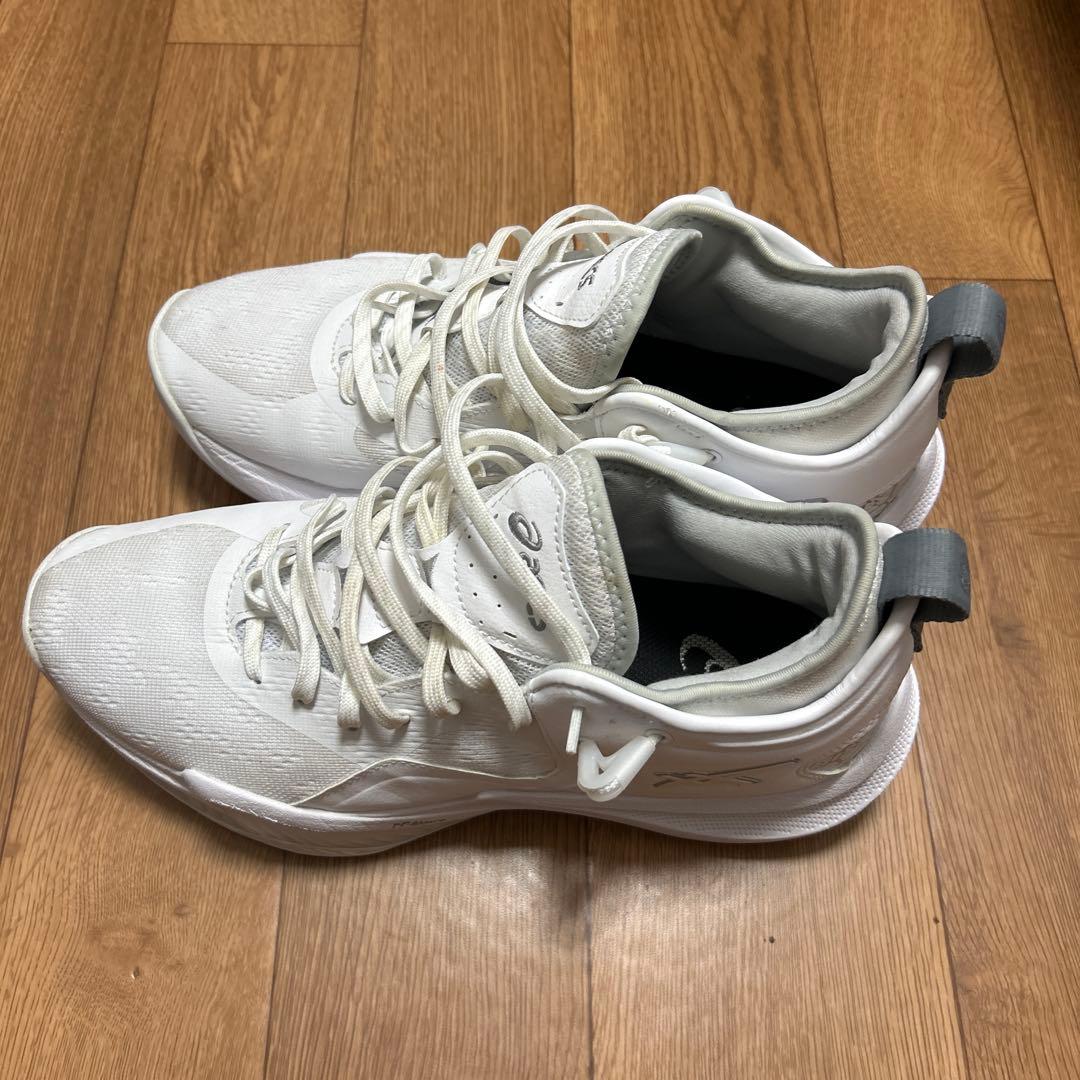 ASICS バスケットボールシューズ ノバサージロー2