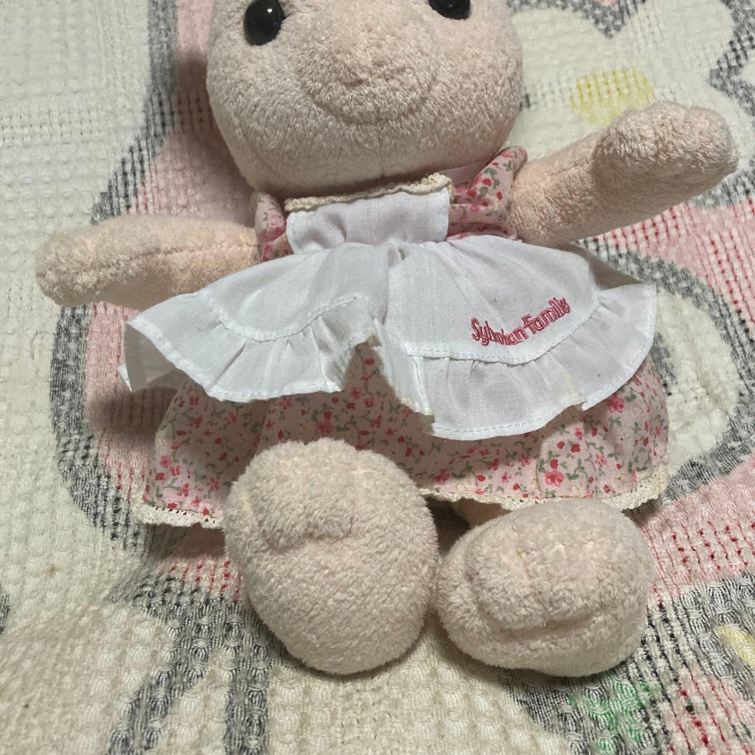 シルバニアファミリー　みるくウサギ　ぬいぐるみ　Mサイズ　中古品