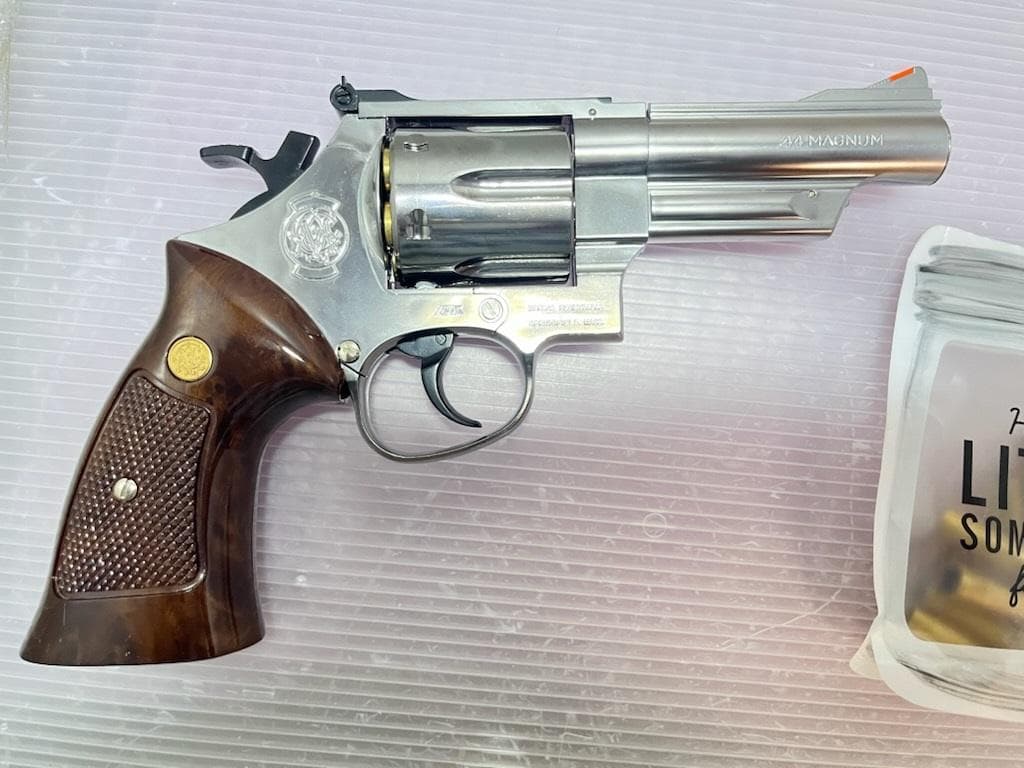 クラウン ガスリボルバー S&W M629 4インチ シルバー 予備カート付き