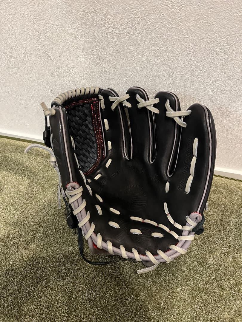 野球　投手用グローブ　外野用グローブ
