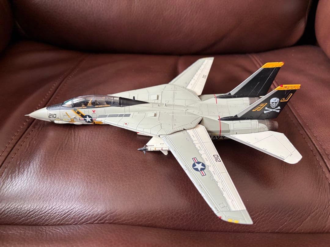 F 14 A アメリカ　海軍 第84戦闘飛行隊　ジョリーロジャース　空母ニミッツ
