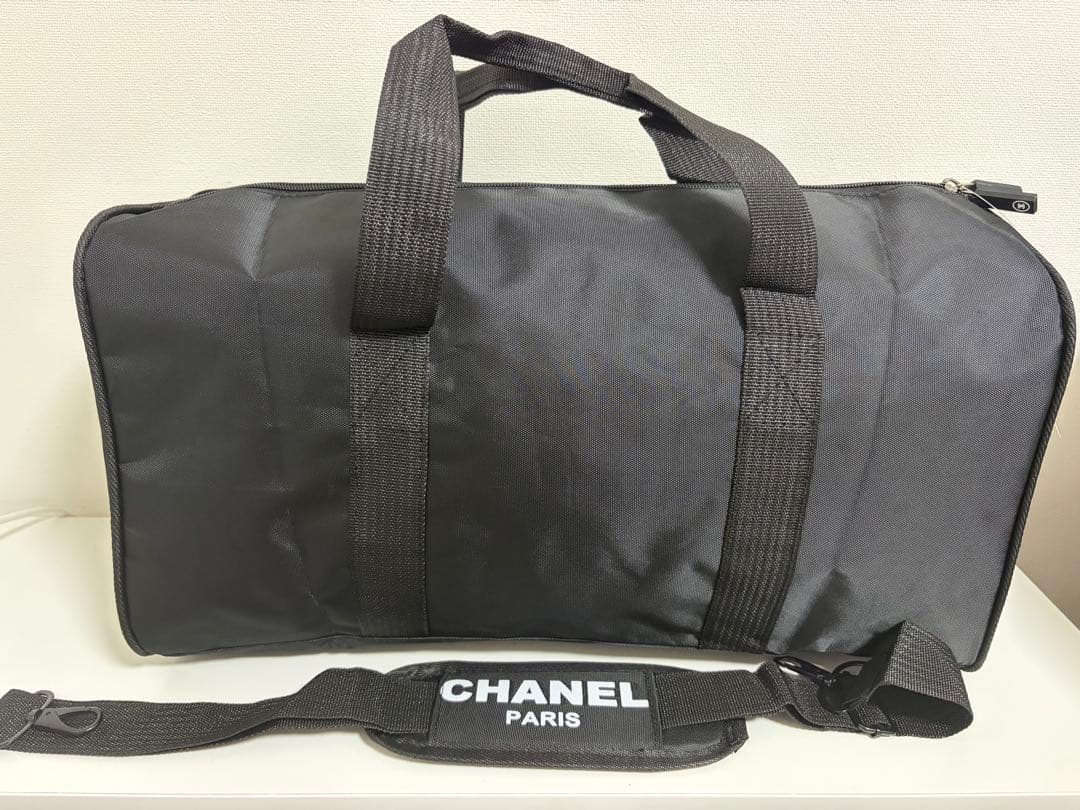 CHANEL シャネル　ノベルティ　ボストンバッグ イタリア製　白いマーク