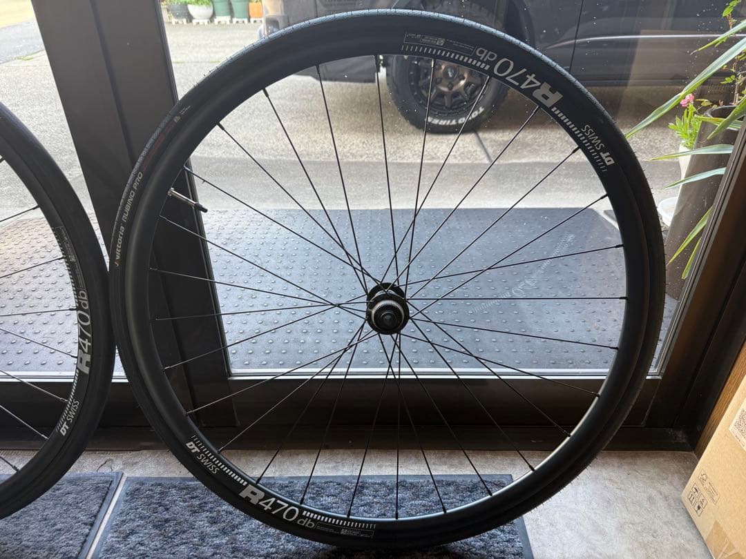 DT swiss R460 db ディスクホイール 前後タイヤ付