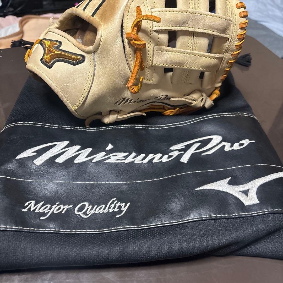 ミズノプロ　軟式グラブ　タティスjrモデル　内野手
