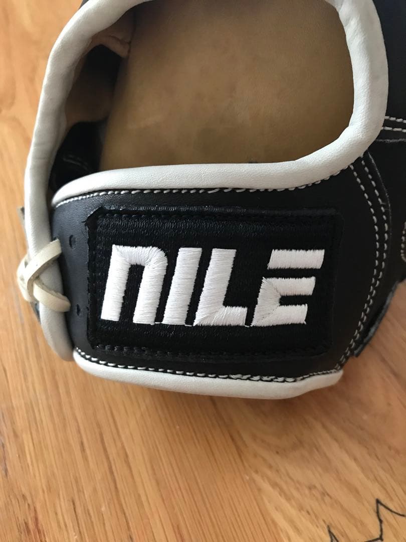 【美品】ナイル　NILE グローブ　軟式　野球　 外野手用