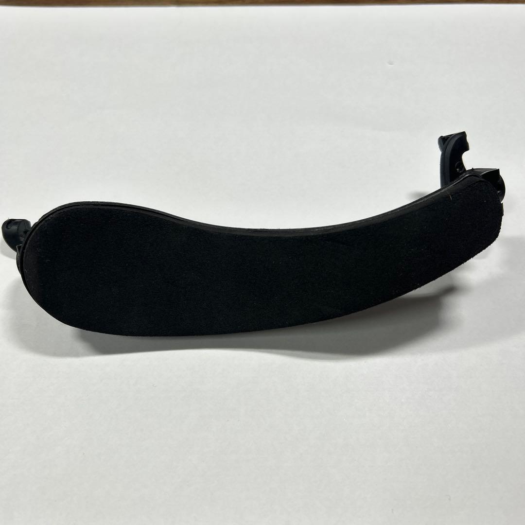 バイオリン　1/2分数楽器　木製弓 ハードケース　マツヤニ　肩当て　付き