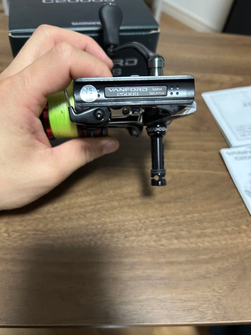 リール SHIMANO VANFORD 2500S
