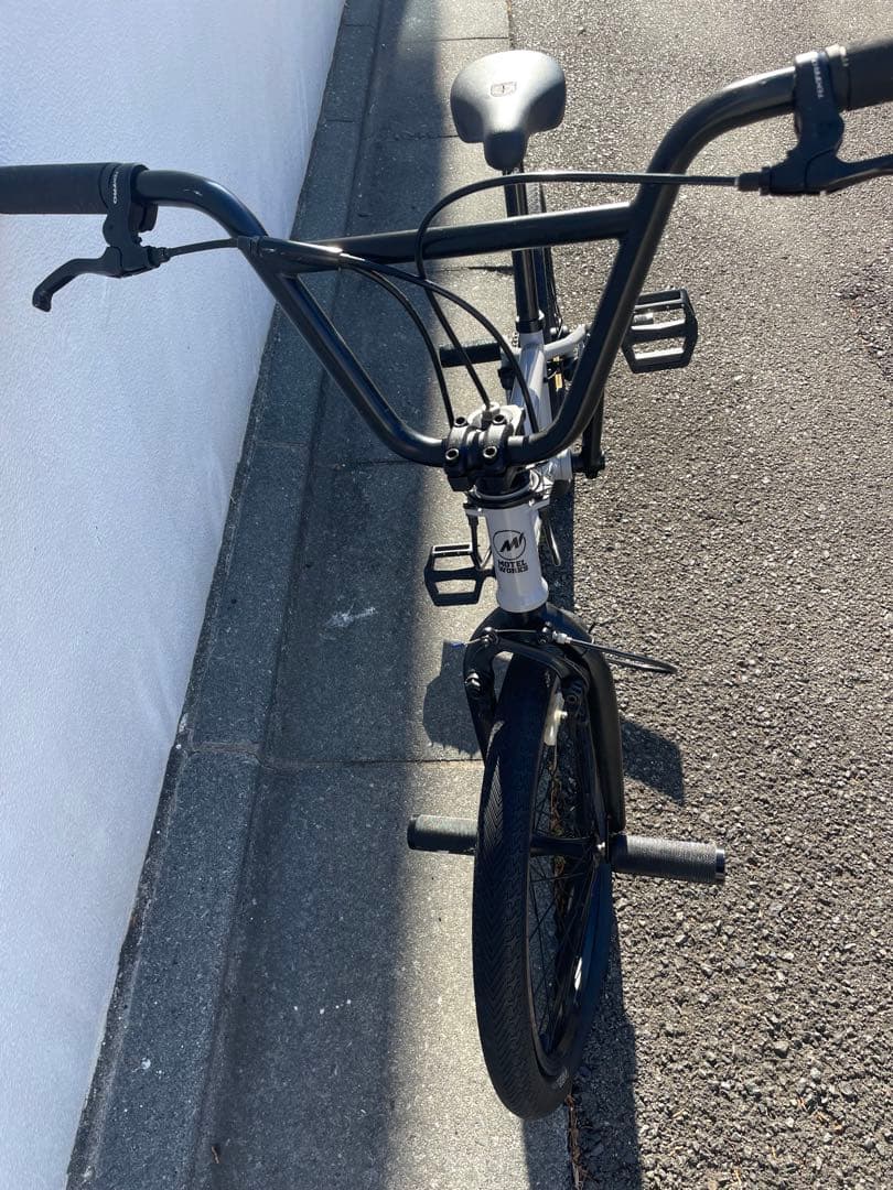 値下げ　BMX MOTEL WORKS AUX-E 美品　20インチ　フラット