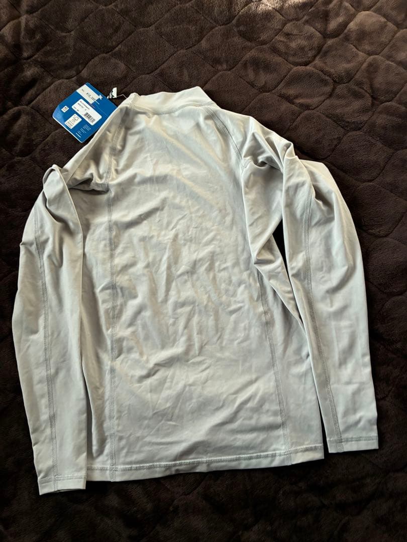 未使用　Patagonia men's ラッシュガード　【S】 ※日本M