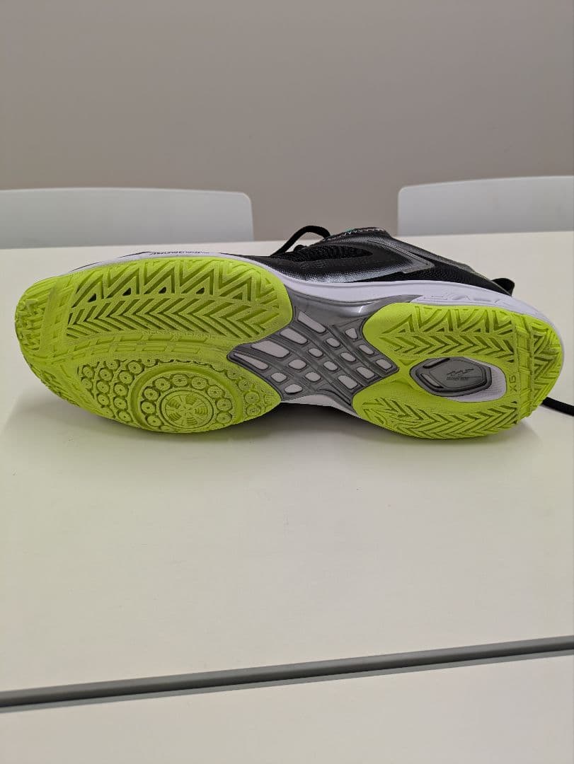 Mizuno バドミントンシューズ ウエーブクローNEO3 26cm