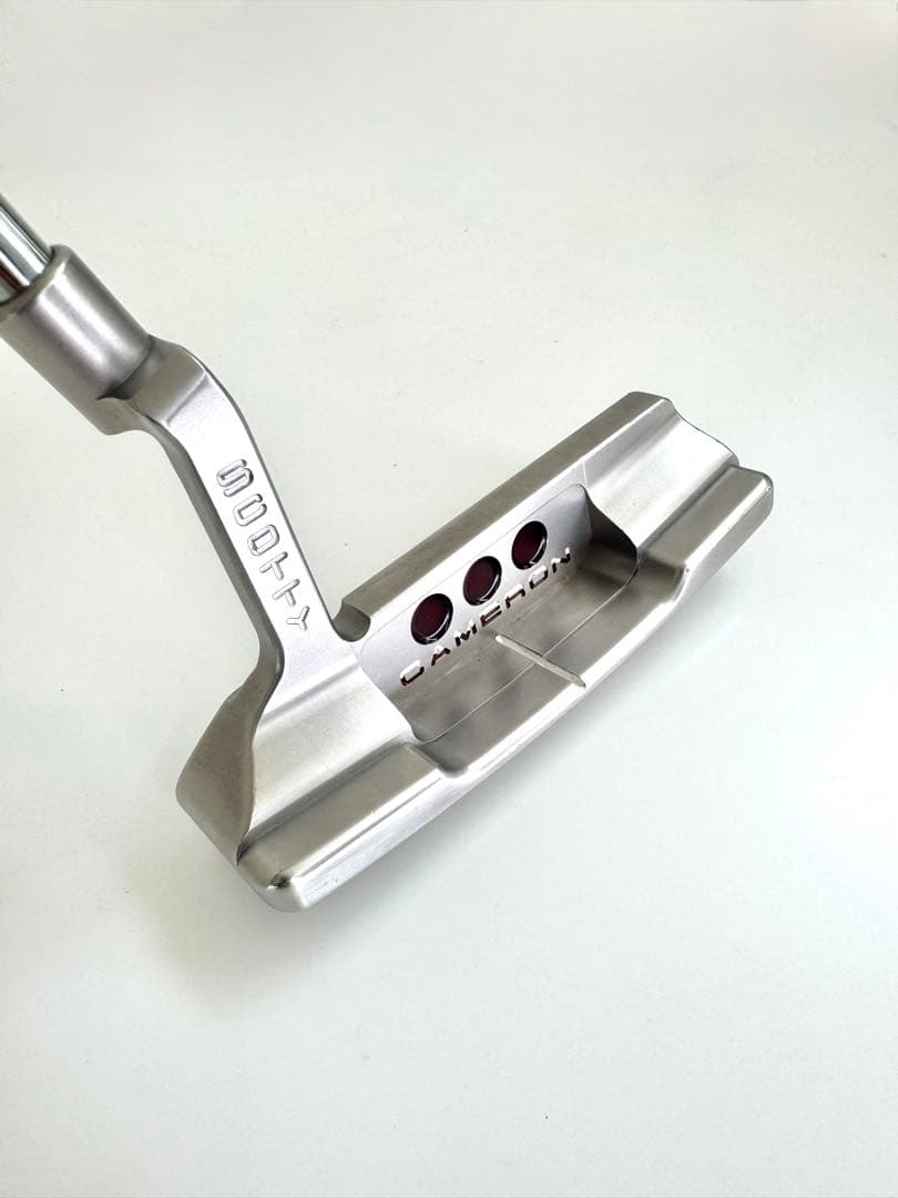 スコッティ キャメロン　ニューポート2 パイレーツカスタム　RH 33in