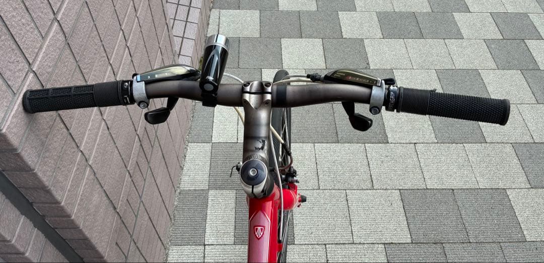 TREK トレック　7.3FX クロスバイク　自転車　東京