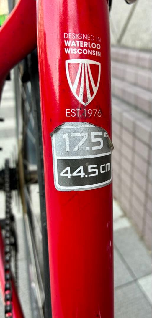 TREK トレック　7.3FX クロスバイク　自転車　東京