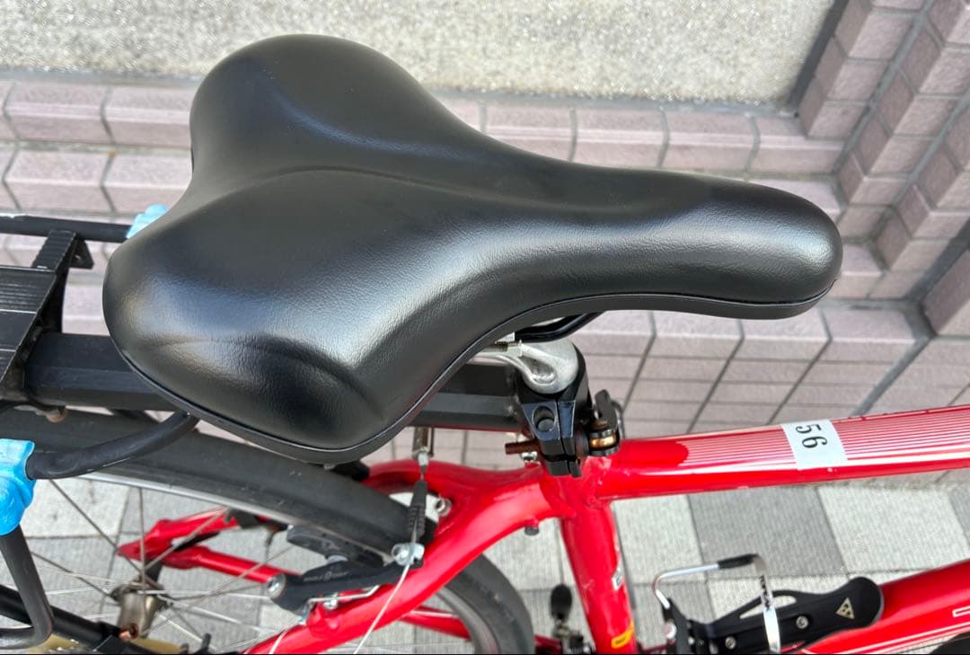 TREK トレック　7.3FX クロスバイク　自転車　東京