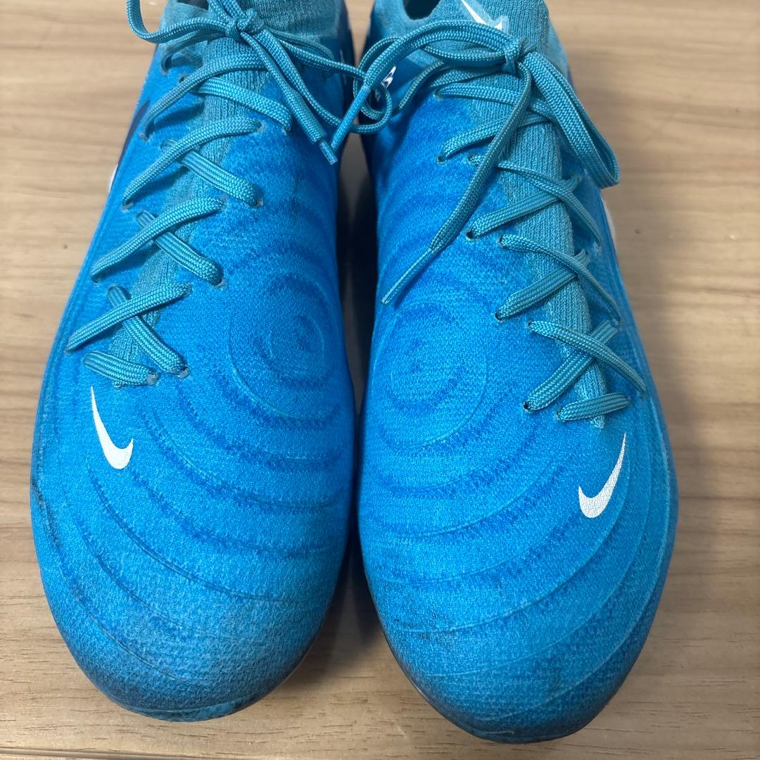 Nike サッカーシューズ・ファントムGX2