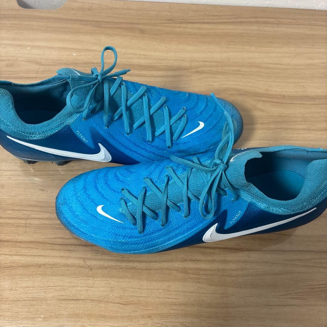 Nike サッカーシューズ・ファントムGX2