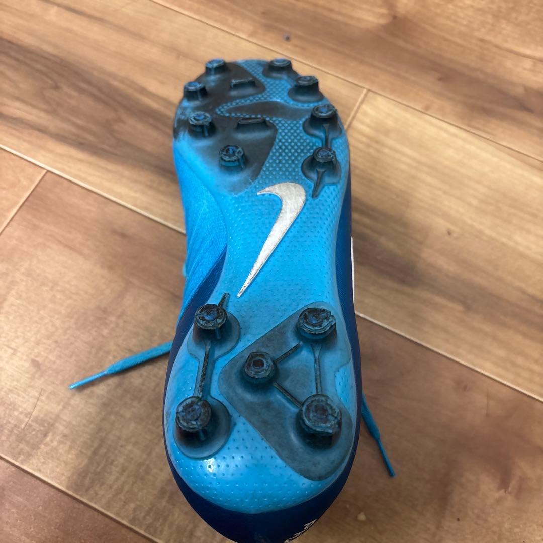 Nike サッカーシューズ・ファントムGX2