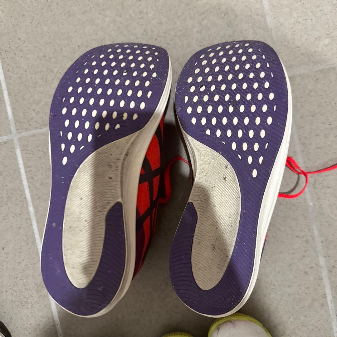 asics ランニングシューズ ヨギリ
