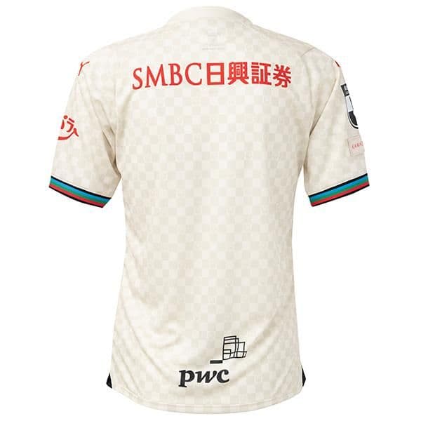 新品PUMA川崎フロンターレユニフォーム