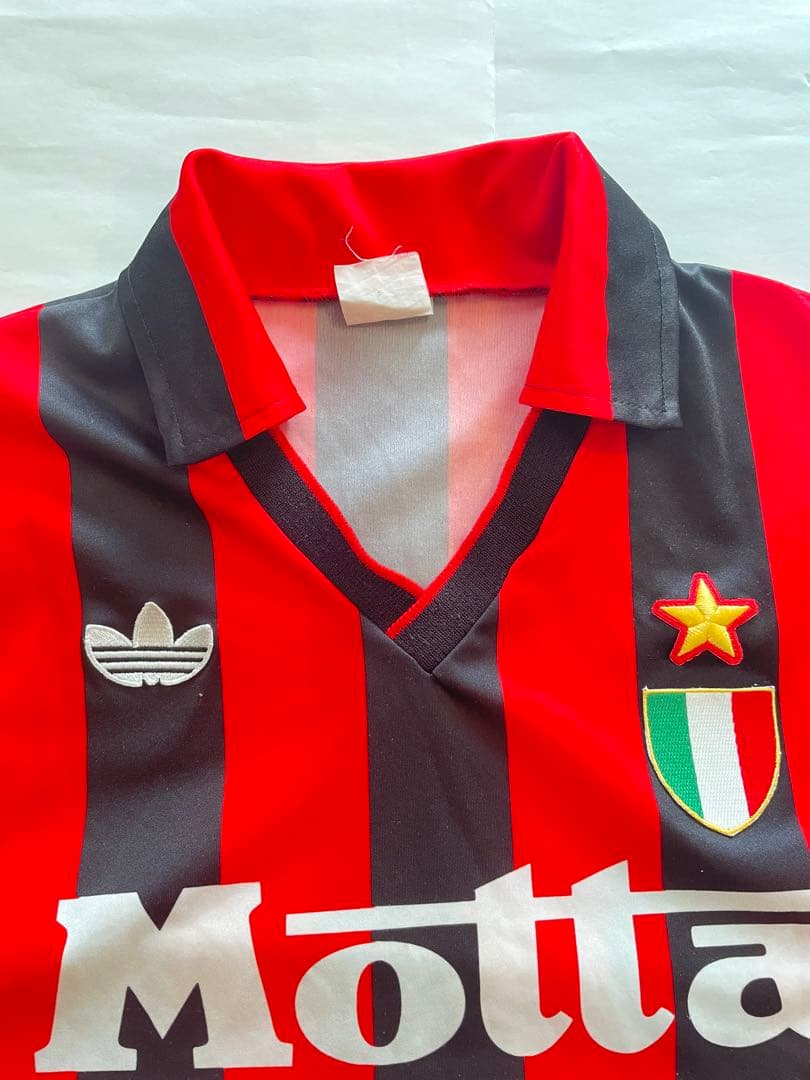 ACミラン　シャツ　Adidas Motta サッカー　赤黒