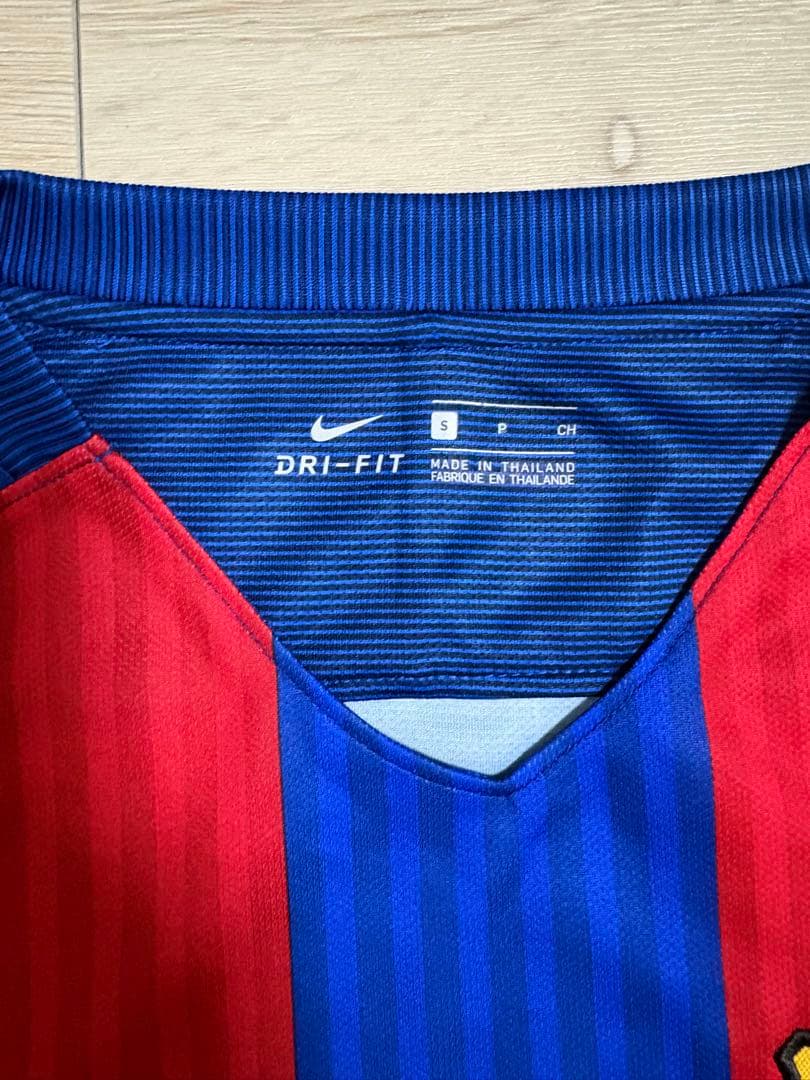 FC バルセロナ2016-17 ホームユニフォーム Sサイズ　正規品　ナイキ