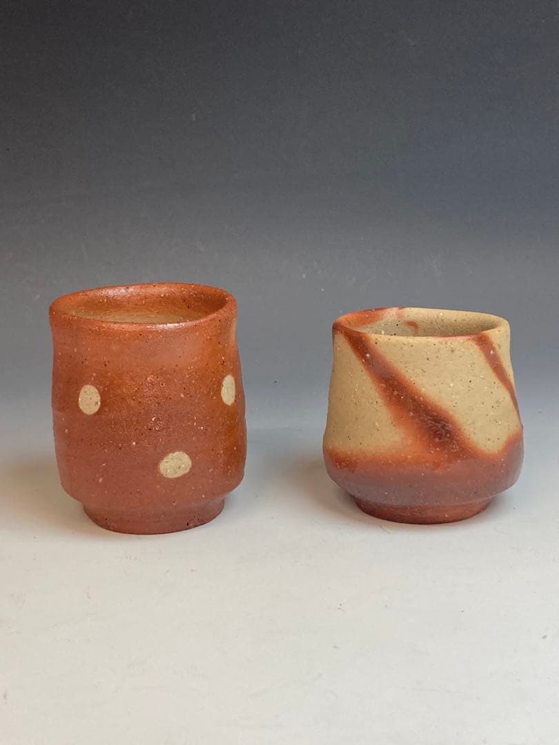高力芳照 作 備前火襷酒呑 備前火襷水玉酒呑 共箱 酒器 酒盃 ぐい呑