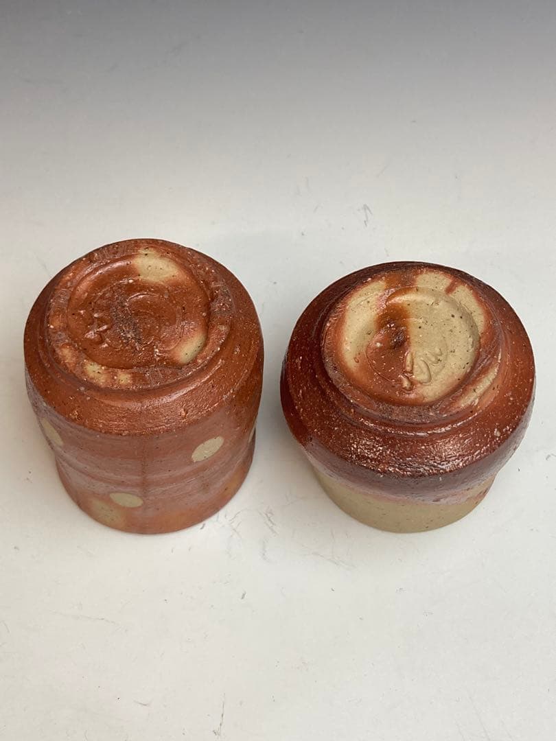 高力芳照 作 備前火襷酒呑 備前火襷水玉酒呑 共箱 酒器 酒盃 ぐい呑