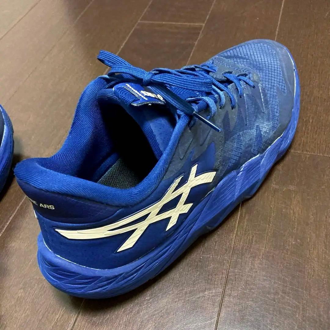 アンプレアルス　ロー２　27.5 アシックス　中古品
