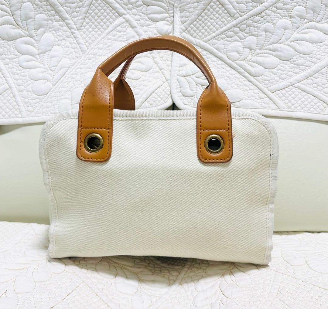 CHANELノベルティ☆ハンドバッグ新品未使用キャンバス白アイボリー