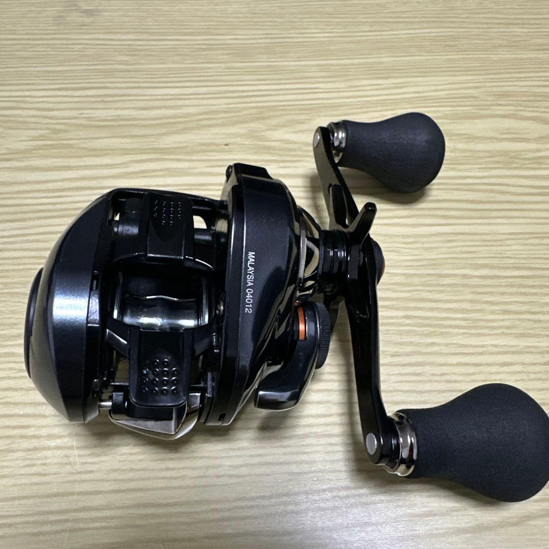 SHIMANO 19 バルケッタプレミアム　151DHXG シマノ　リール