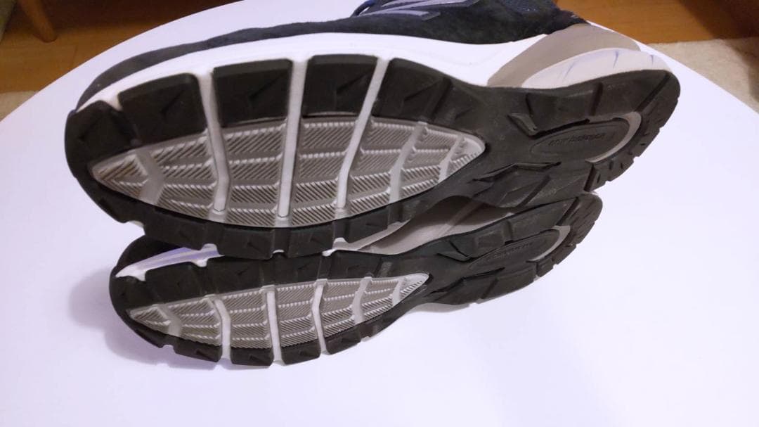 ニューバランス990v5　ネイビー　箱付き