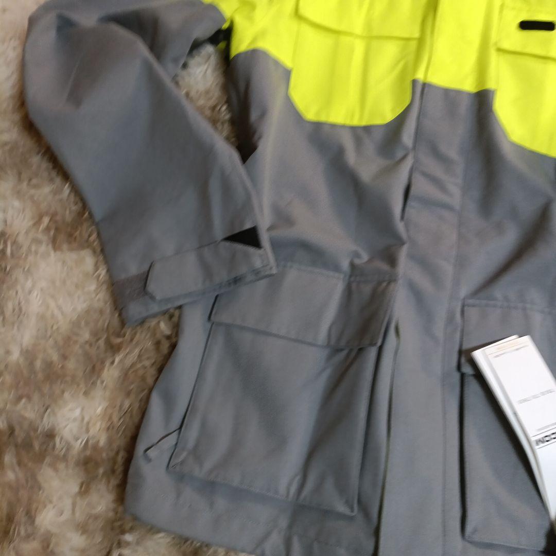 未使用品 VOLCOM ALTERNATE JACKET sサイズ