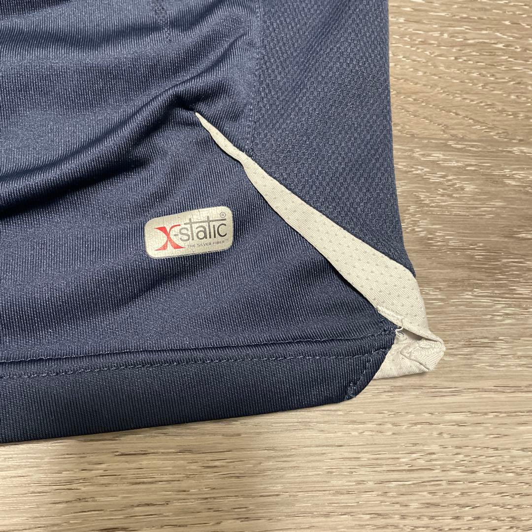 希少品 umbro サッカーイングランド代表エンブレム刺繍 プラクティス シャツ
