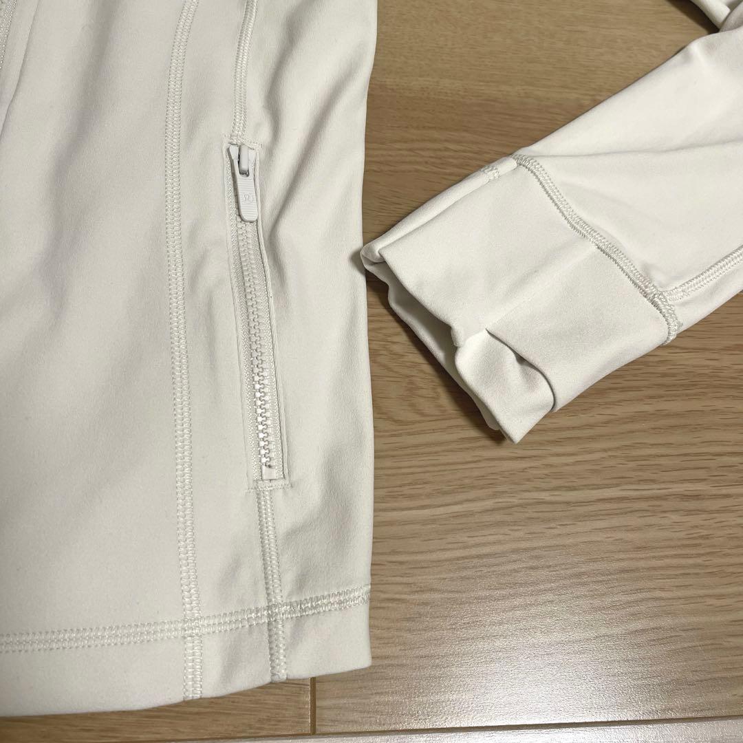 ルルレモン Luluremon DefineジャケットNulu Ivory