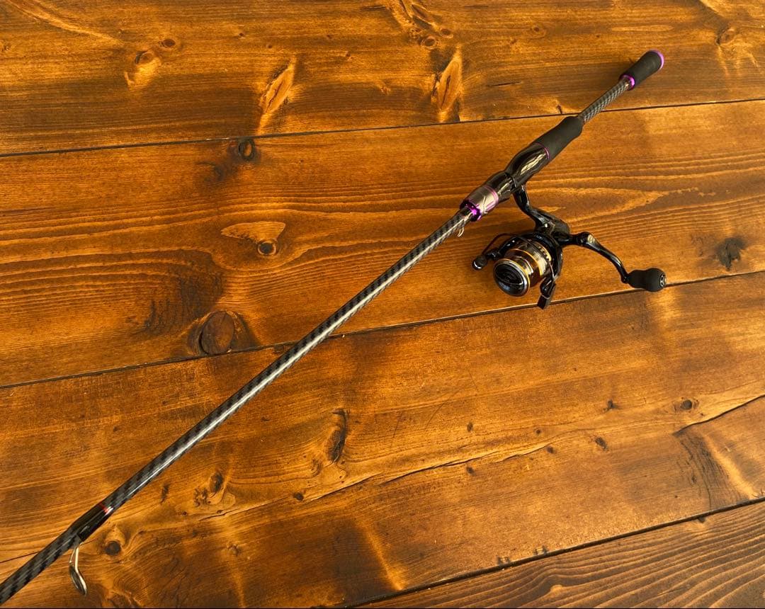 釣り竿セット　2ピースロッド　バスロッド　6ft スピニングロッド　カーボン製