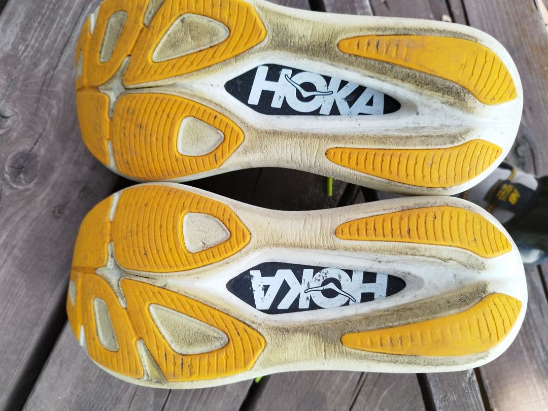 25.5 HOKA ロケットX2