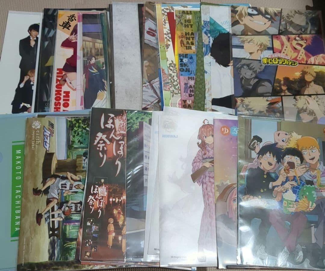 ノンジャンル　クリアファイル　まとめ売り　200枚程度　アニメ　アイドル