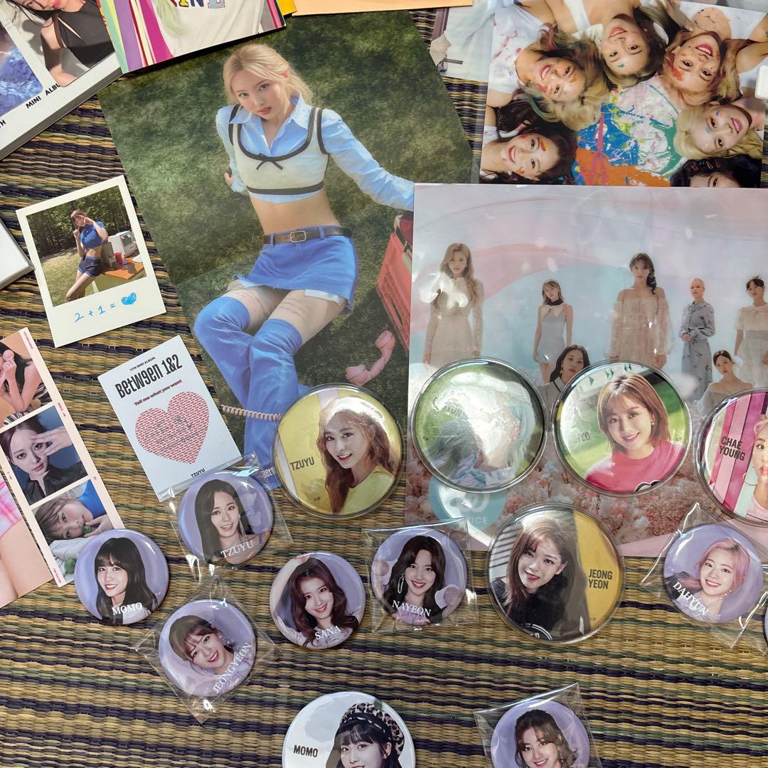 TWICE うちわ・フォトカード・ポスターセットなどなど
